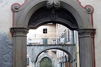 <h1>Palazzo Quadrio de Maria Pontaschelli</h1>
