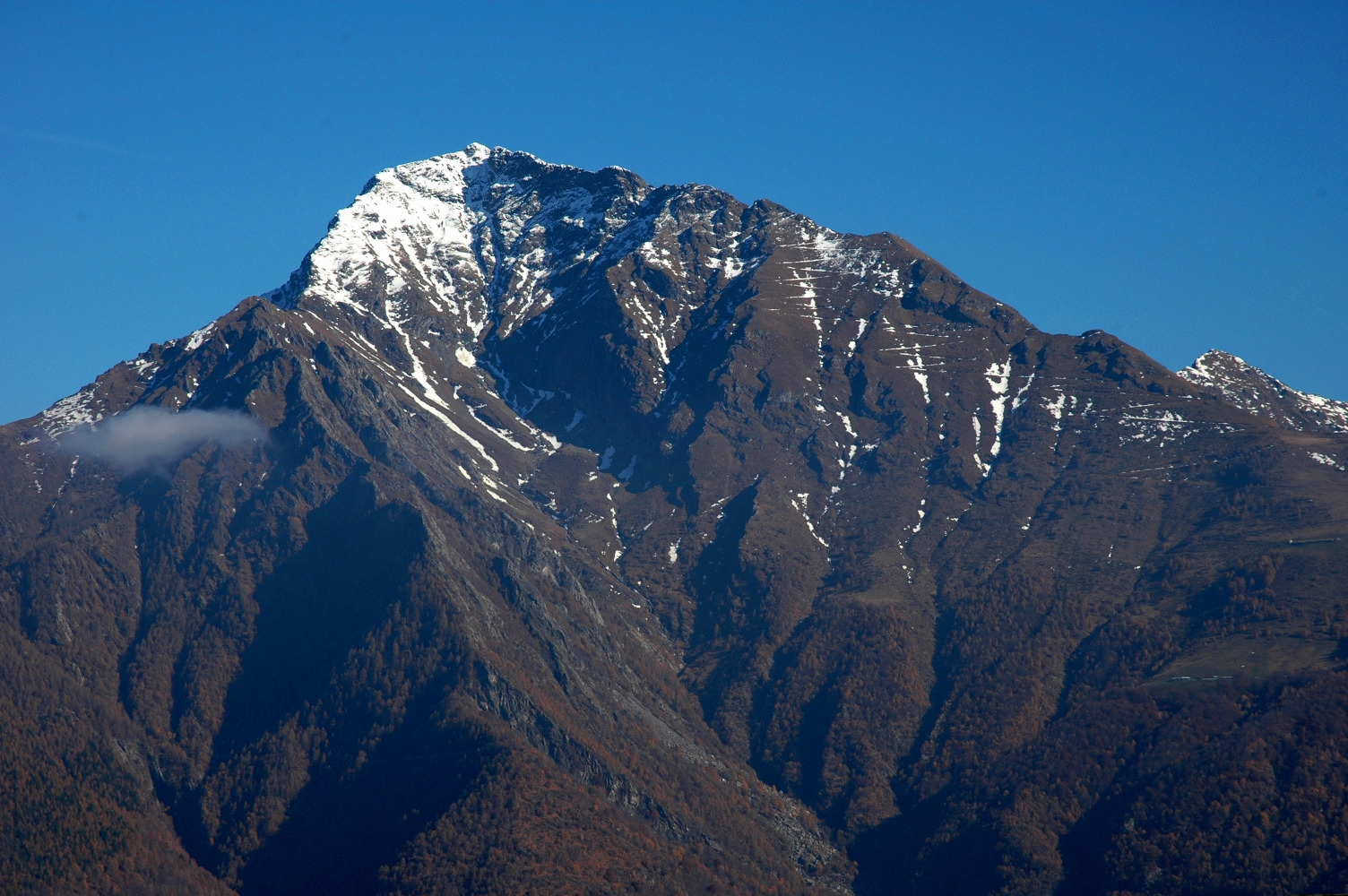 <h1>Monte Legnone dalla Valsassina</h1>